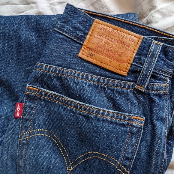 Levi 501 Jeans - Picture 1 of 5